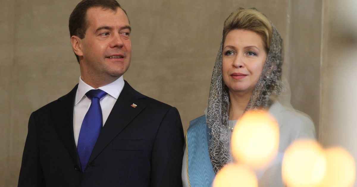 Навальний розповів, як "вкрали" літак для дружини російського прем'єра Медведєва