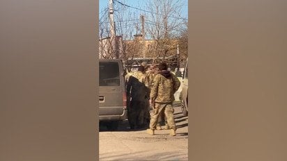 У Харкові військового ТЦК поранено ножем