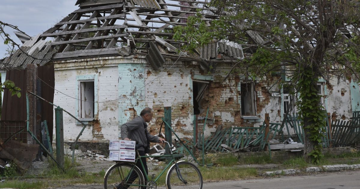 Окупанти тероризують українців