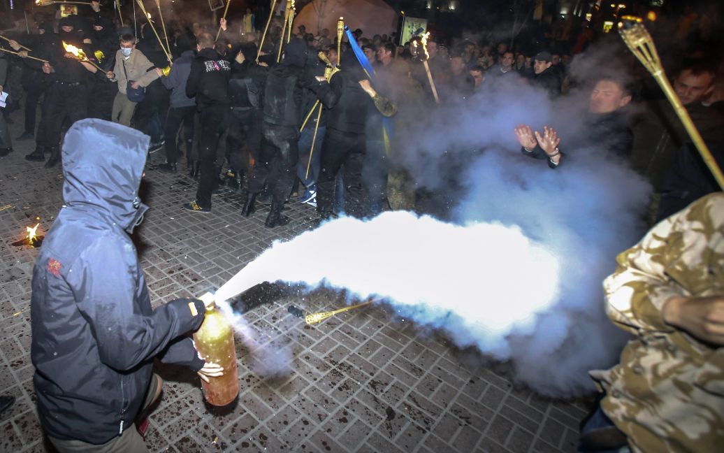 "Смолоскипна хода" на Майдані / © Reuters