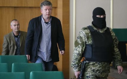В Славянске боевики освободили одного из задержанных инспекторов ОБСЕ