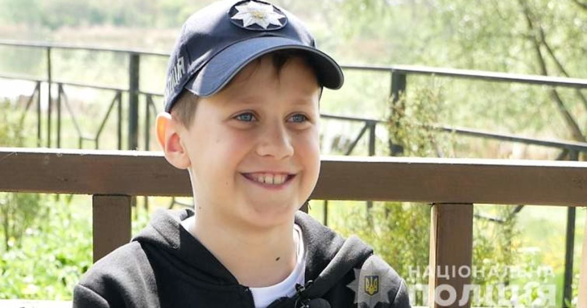 11-летний Максим из Покровска собрал деньги на 20 бронежилетов для ВСУ