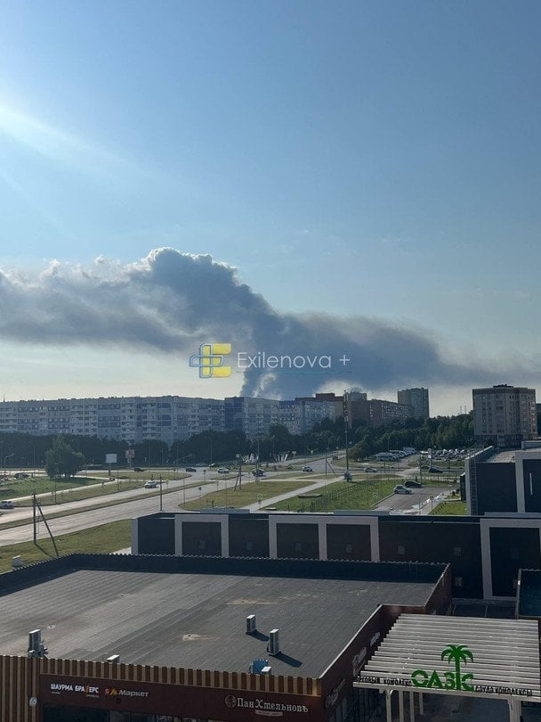Атака на НПЗ у Нижньокамську (Татарстан). / © Exilenova+