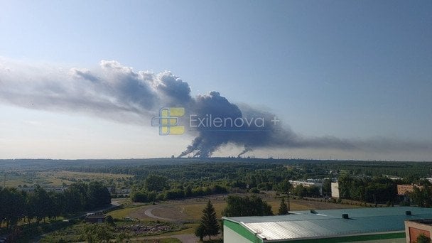 Атака на НПЗ у Нижньокамську (Татарстан). / © Exilenova+