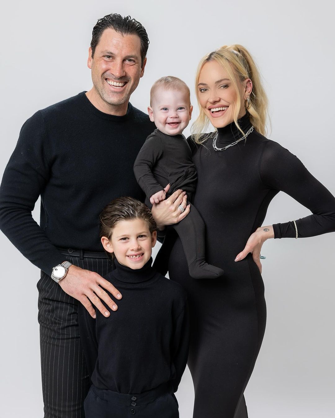 Макс Чмерковський із дружиною та синами / © instagram.com/petamurgatroyd