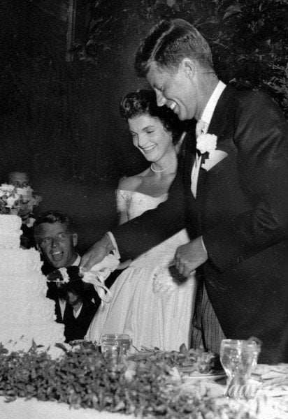 Джон и Жаклин Кеннеди, их свадьба 12 сентября 1953 года / © Associated Press