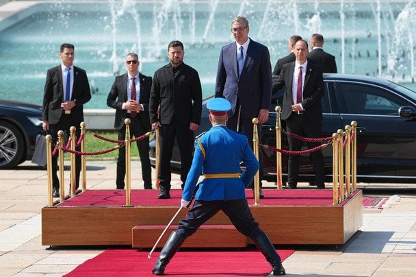 8 августа 2026 года. Президент Украины Владимир Зеленский во время своего первого официального визита встретился в Белграде с президентом Сербии Александром Вучичем. / © Associated Press
