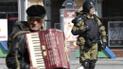 Українці в Криму отримуватимуть зарплати та пенсії