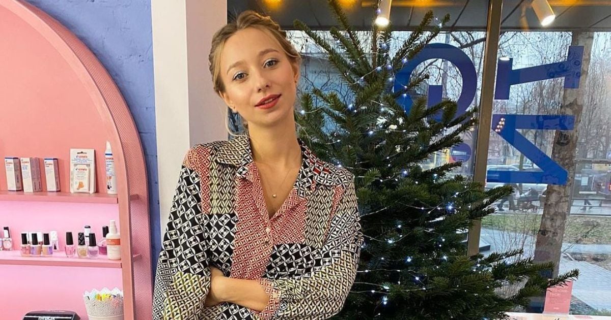 Вагітна дружина Віктора Павліка у купальнику показала животик