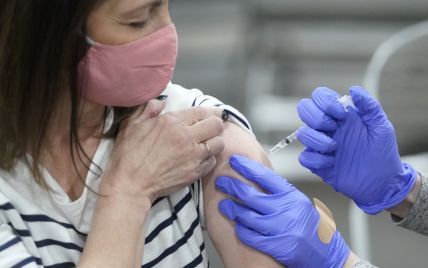 Можно ли заболеть от вакцины против коронавируса: объяснение Минздрава