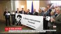 До дня народження полоненого Романа Сущенка небайдужі влаштували привітальний флешмоб