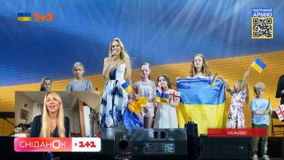 "Все не вкусное и некрасивое" — Оля Полякова рассказала о детях, которые уже хотят домой