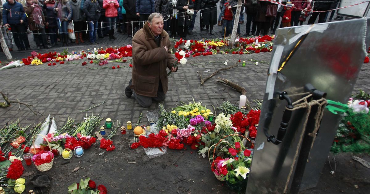 На Майдані збирають траурне Віче