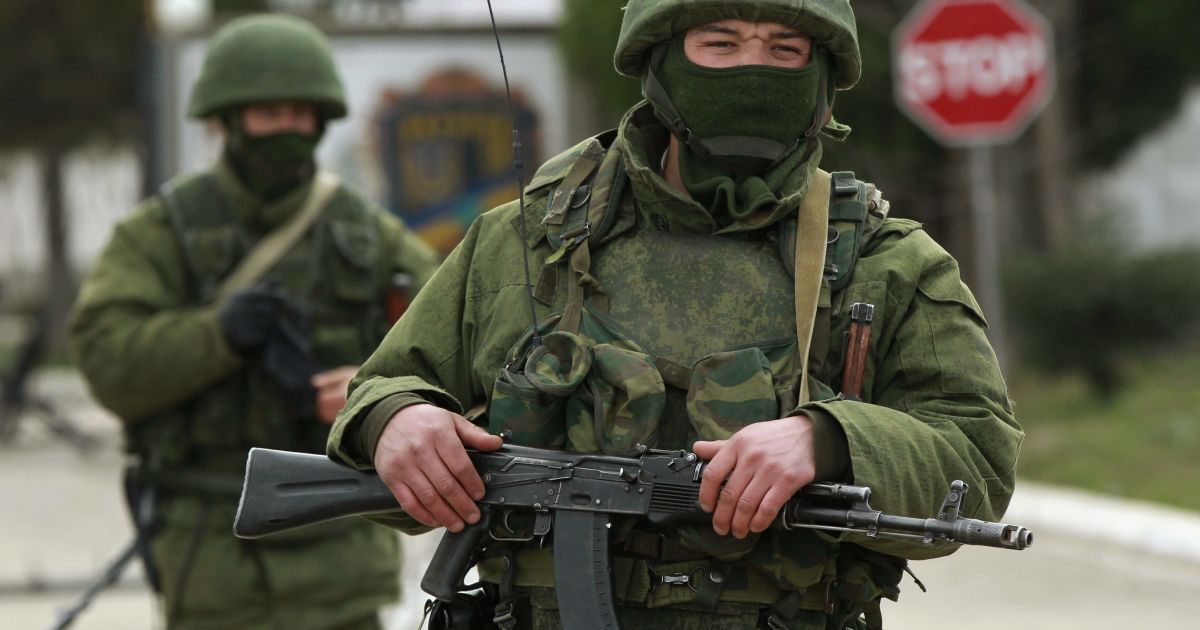 Российские солдаты без отметок вторглись на Донбасс с артиллерией