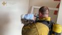 В Киеве вспыхнули электрощитовые в новостройке "Нивки Парк": эвакуированы более 30 человек, среди них — младенец (фото, видео)