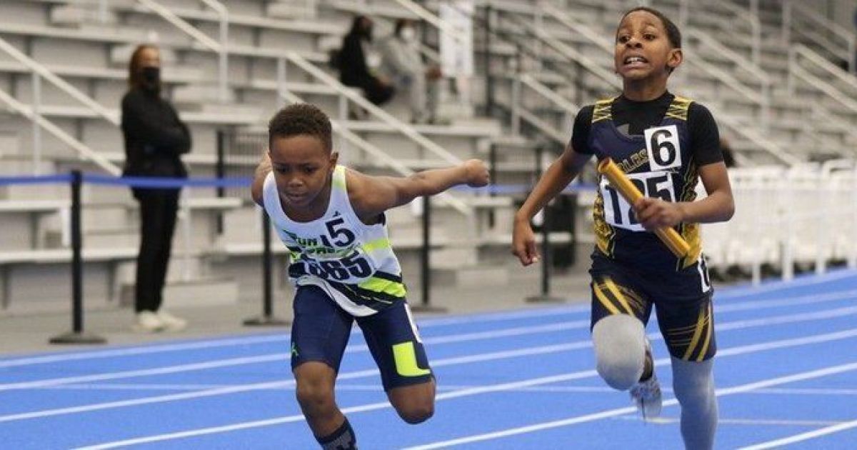 twitter.com/FloTrack