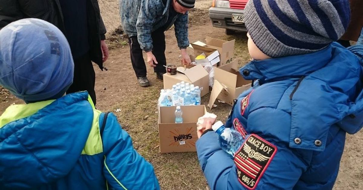 Волонтеры начали собирать гуманитарную помощь для эвакуированных жителей Балаклеи