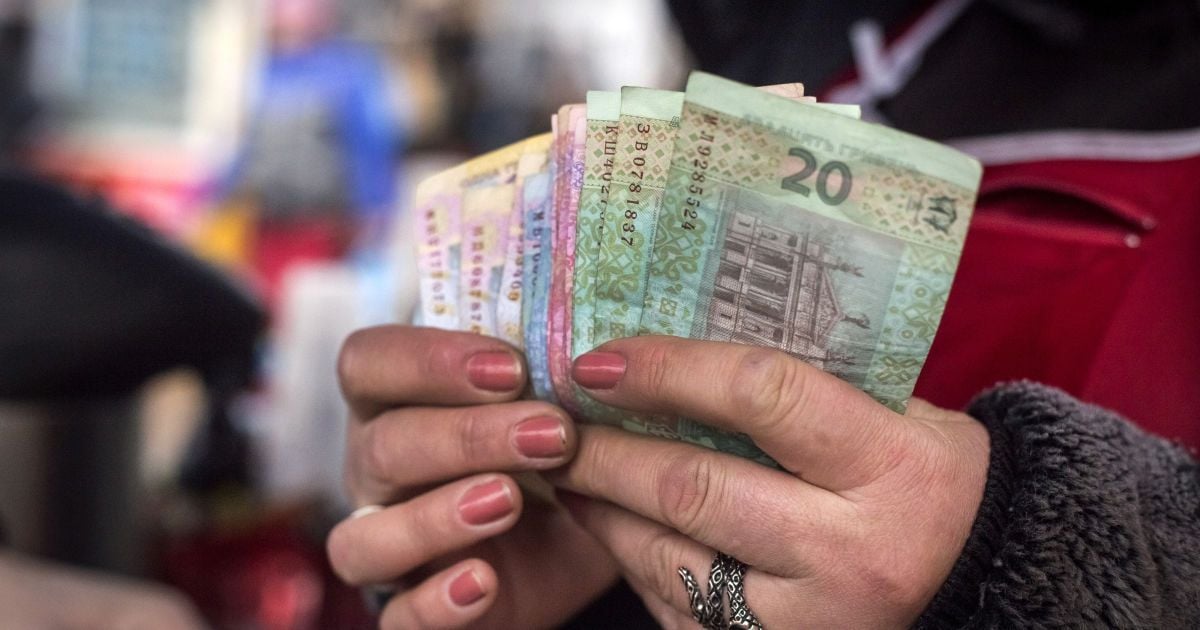 Під Києвом листоноша привласнювала гроші, які їй давали пенсіонери, котрі не могли самі оплатити комірне