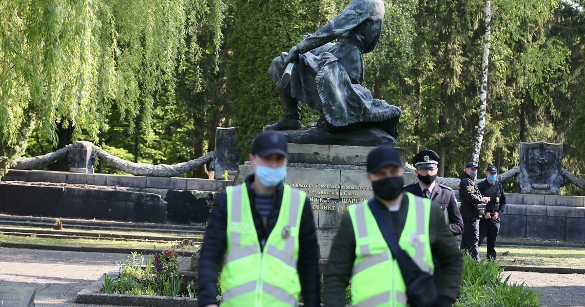 Украинской полиции могут позволить чаще применять электрошокеры