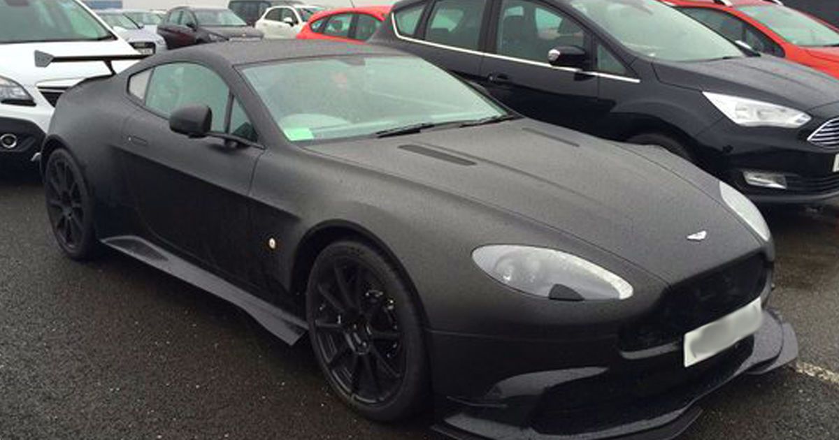 Aston Martin Vantage GT8