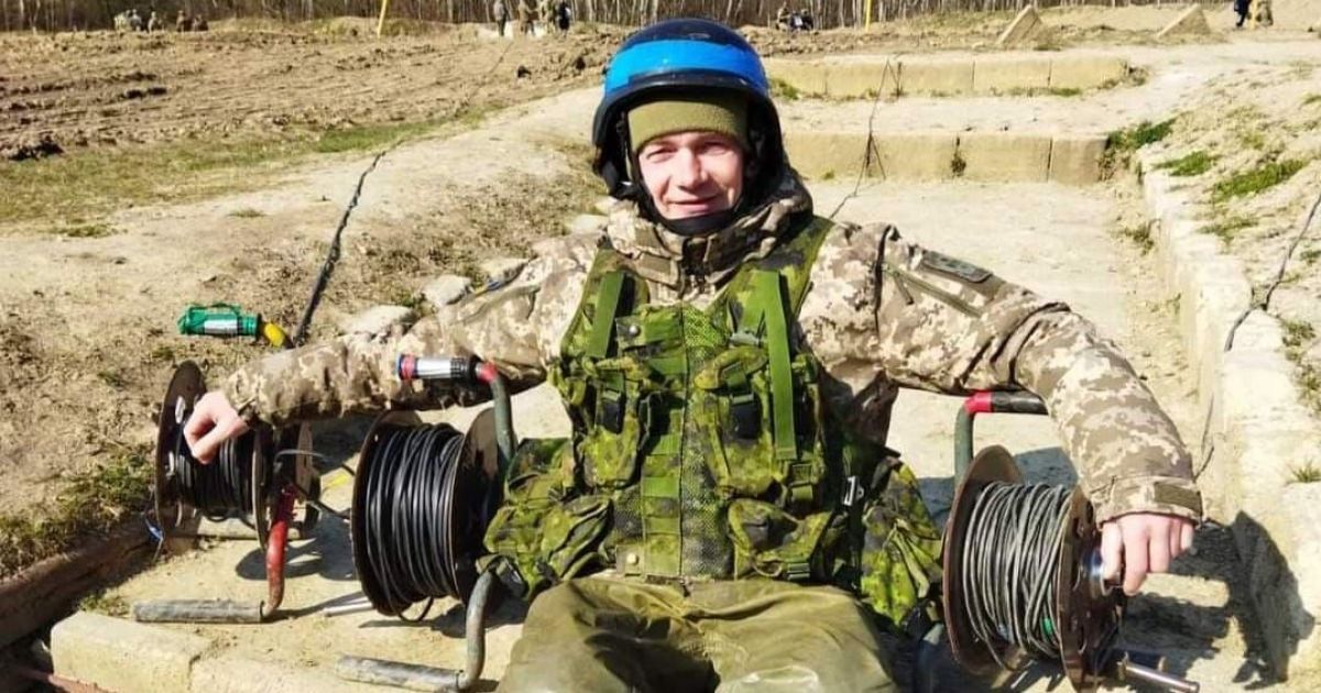Директор Менського краєзнавчого музею Віталій Крутий загинув 12 травня на Харківщині під час виконання бойового завдання