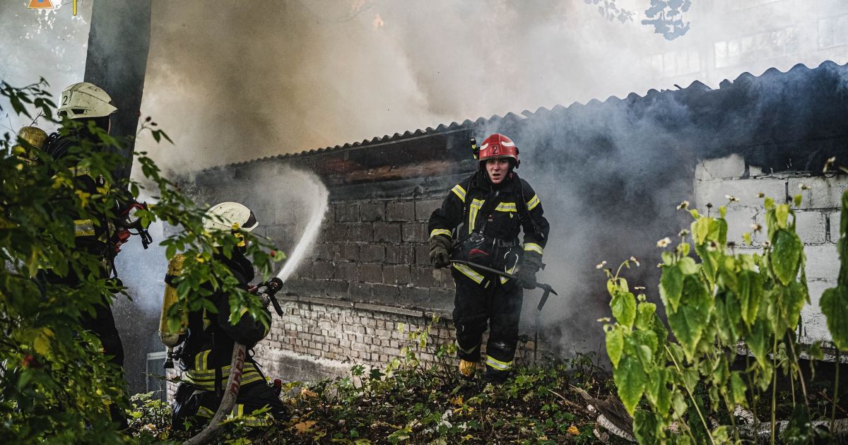 У Києві на території Інституту урології сталася пожежа_1 / © ГУ ДСНС у Києві