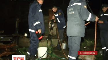 На Тернопільщині рятувальники до пізньої ночі шукали дворічну дитину