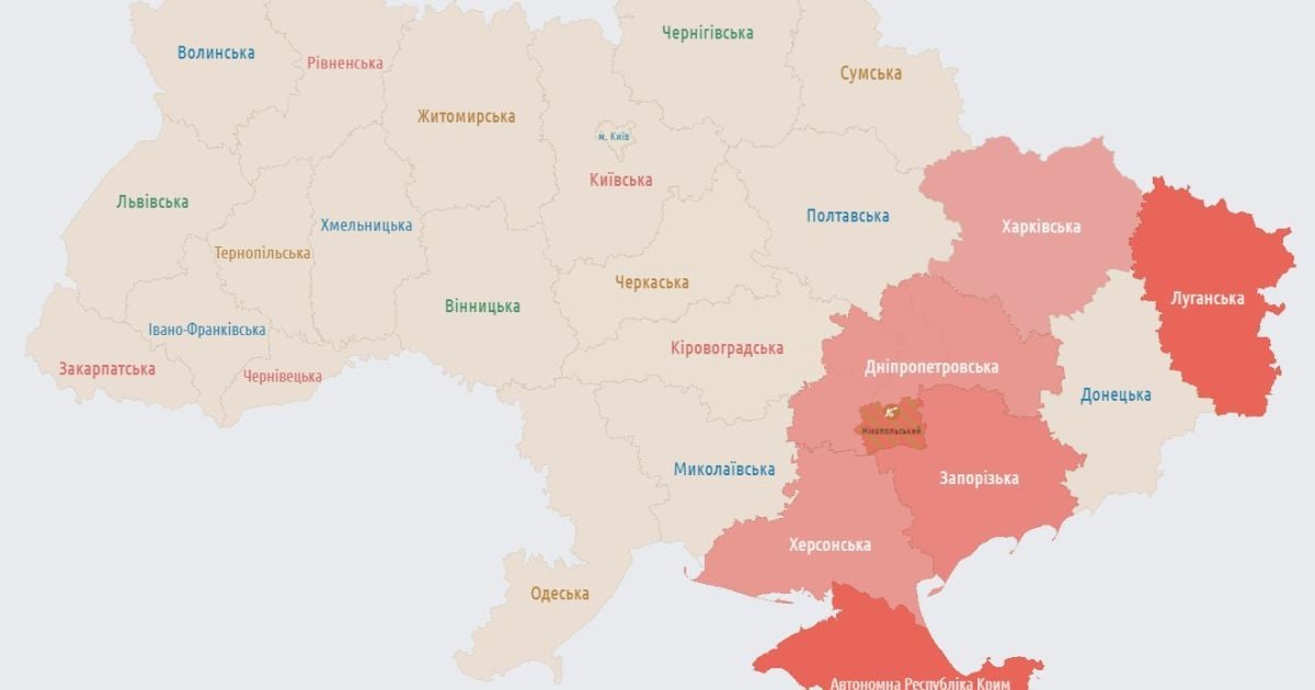 Прямуйте до укриттів
