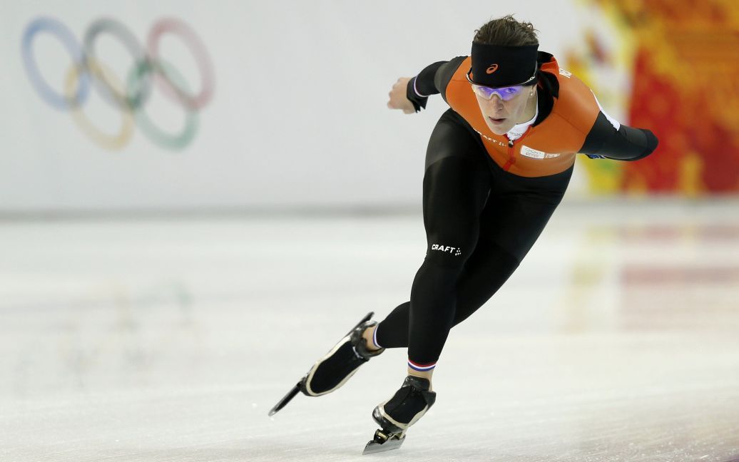 Нидерланская конькобежка Ирэн Вуст выиграла "золото" на дистанции 3000 метров / © Reuters