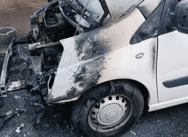 Рятувальники ліквідували пожежу в автомобілі