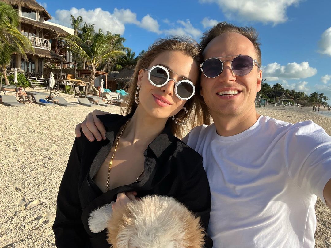 Соня Євдокименко та Денис Жданов / © instagram.com/denzhadanov