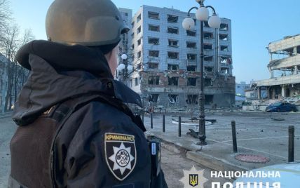 Внаслідок обстрілу Києва пошкоджено офіс одного з телеканалів: перші кадри