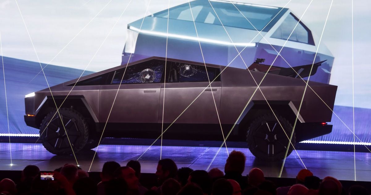 Ілон Маск анонсував незвичайну опцію для електрокара Tesla Cybertruck
