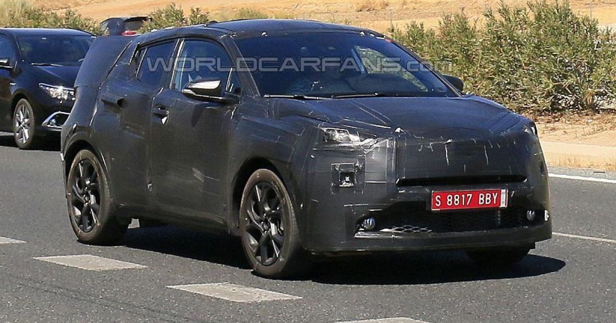 Toyota вывела на дорожные испытания новый кроссовер