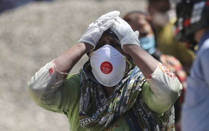 Коронавірусне пекло в Індії: що відбувається в охопленій пандемією країні