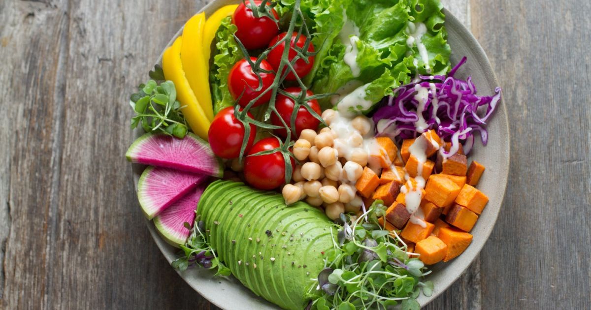 Британские ученые будут бороться с веганством: красное мясо признали жизненно необходимым