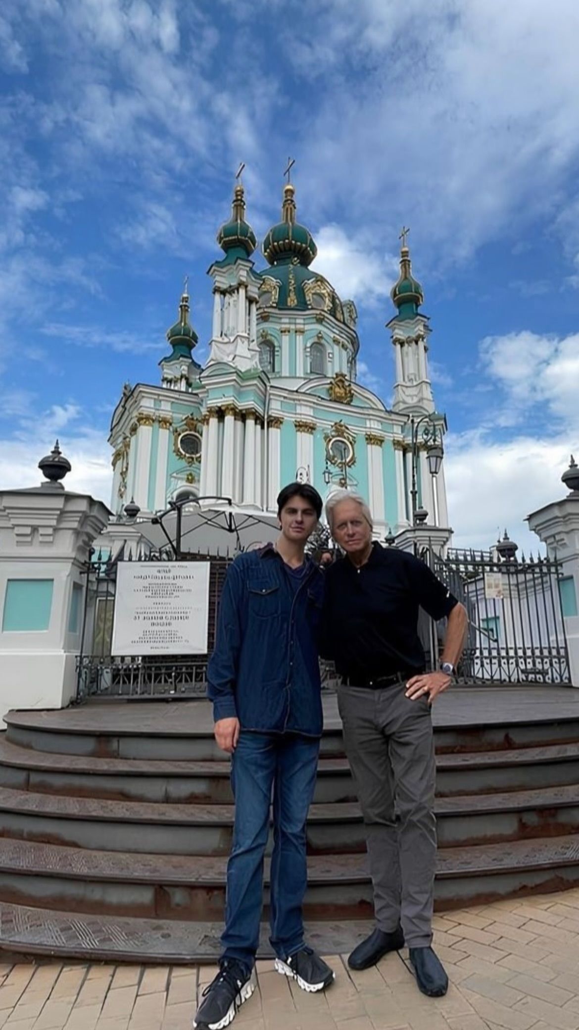 Майкл Дуглас с сыном в Киеве / © instagram.com/michaelkirkdouglas