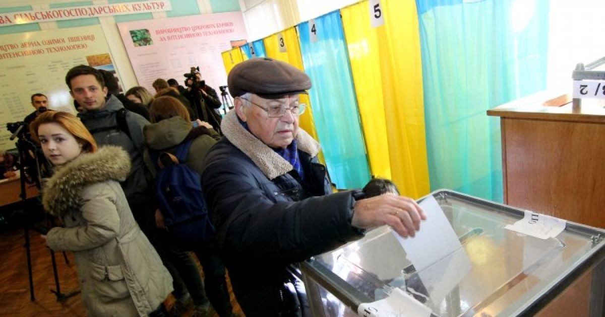 Украинцы массово не идут на избирательные участки