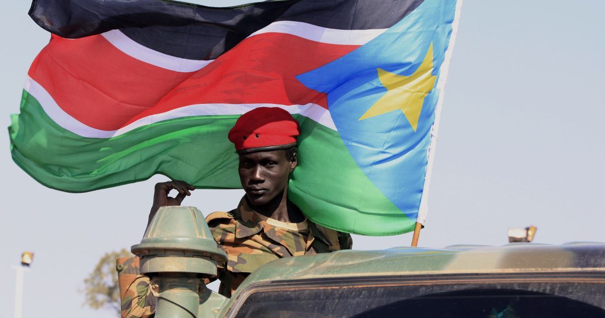 В Судане разбился вертолет. Погибли по меньшей мере семь чиновников