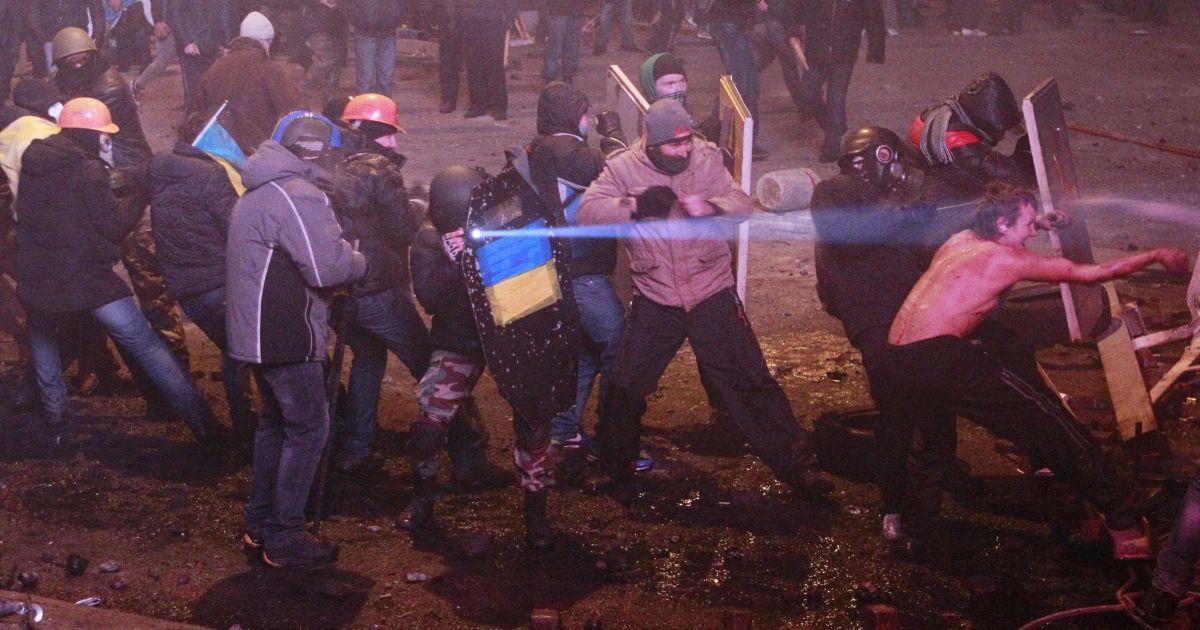 Київ охопили масштабні сутички між мітингувальниками та силовиками / © Reuters