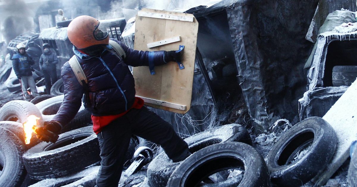 Ковальчука задержали за столкновения на Грушевского