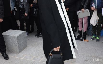 У лаконічному пальті та на високих підборах: принцеса Марія-Олімпія на показі Louis Vuitton