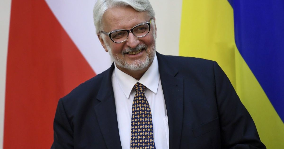 У польському МЗС привітали українців із введенням безвізу з ЄС