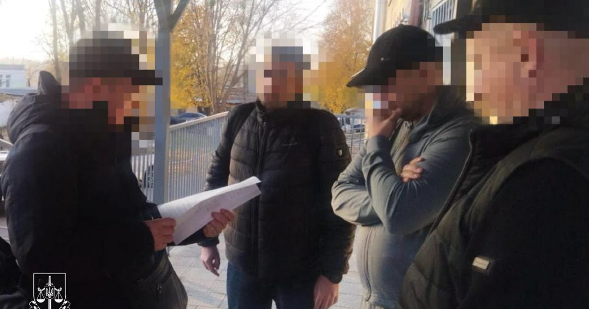 Затримали осіб, які побили хлопця у ресторані Полтави