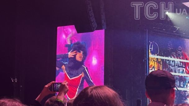 Концерт Нади Дорофеевой во Дворце спорта в Киеве