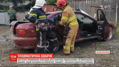 Масштабное ДТП: в Каменце-Подольском "скорая" столкнулась с легковым авто