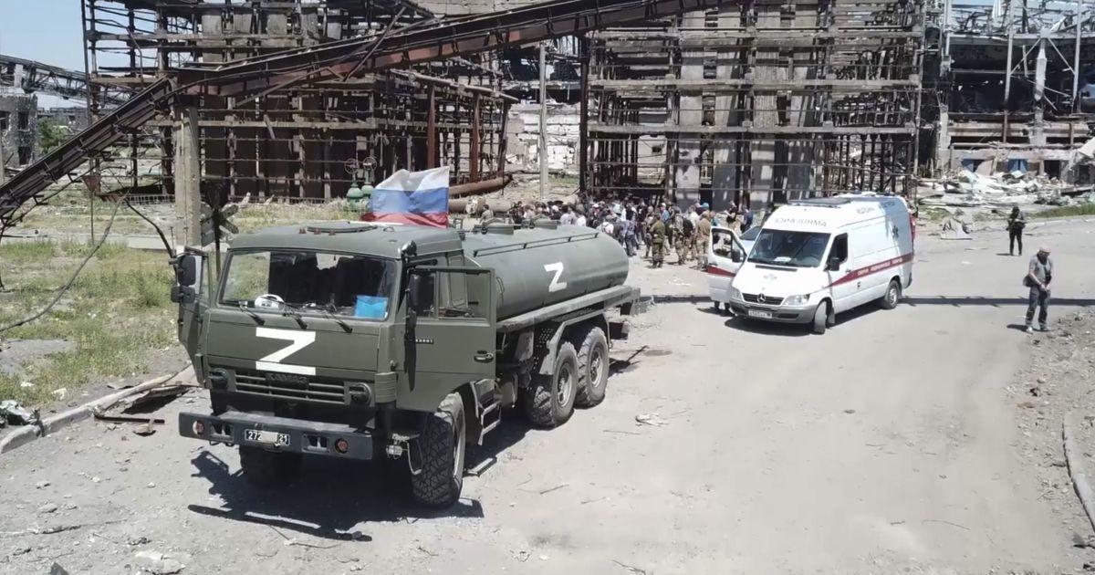 Во время разминирования Мариуполя погибли трое российских саперов