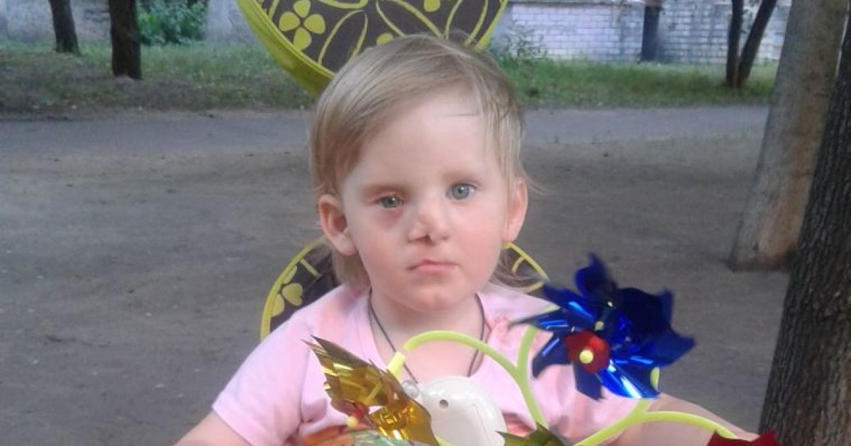 Маленькая харьковчанка Ксения нуждается в вашей помощи