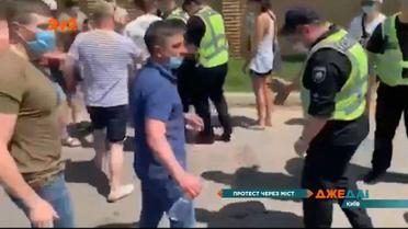 В Києві не вщухають будівельні війни за Русанівські сади