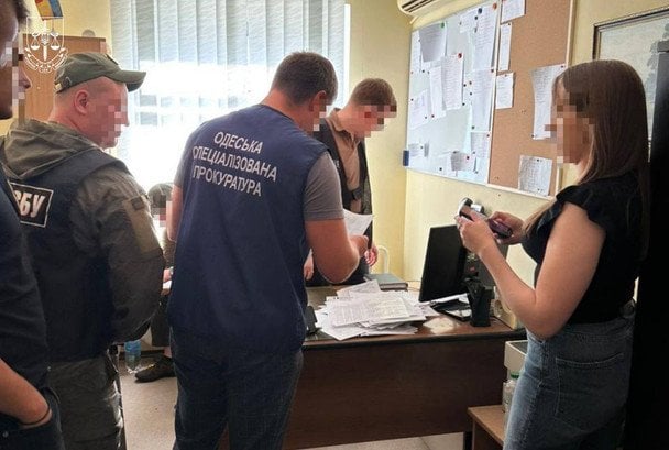 Служба "мертвых душ" в армии нанесла ущерб на миллионы гривен